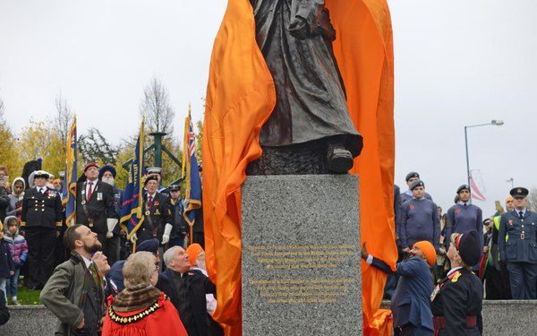 www.expressandstar.com/news/local-hubs/sandwell/smethwick/2018/11/04/nations-first-statue-of-south-asian-ww1-soldier-unveiled-in-the-black-country/