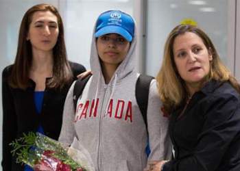 Saudi teen arrives in Canada for asylum