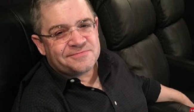 Patton Oswalt helps raise funds for his Twitter troll