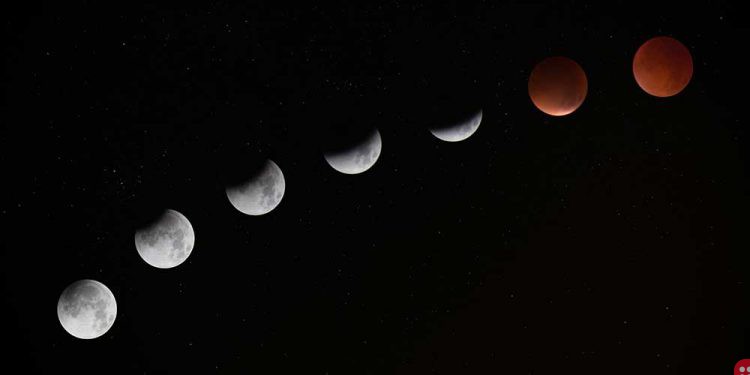 super-blood-moon-jake-hills-36605-unsplash