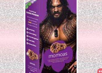 Girl Scout uses Aquaman actor’s shirtless pic to sell cookies