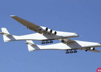 World’s Largest Plane Takes Off for First Time Ever