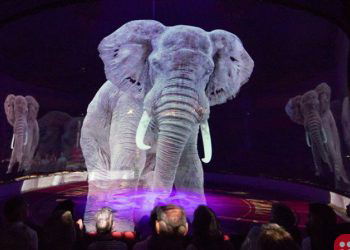 To Protest Against Animal Abuse, German Circus Uses Holograms of Animals
