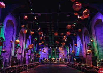 Harry Potter Fans, Spend your Halloween at Hogwarts!