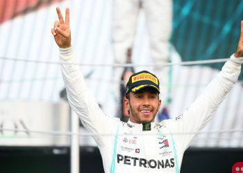 Lewis Hamilton wins sixth F1 world championship