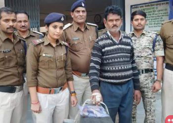 Woman police officer poses as bride to nab dreaded dacoit