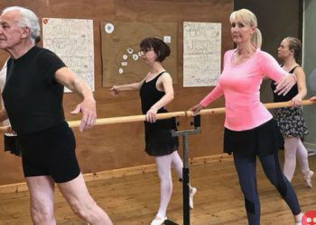 At 75, this man passed his Ballet Grade 1 exam!