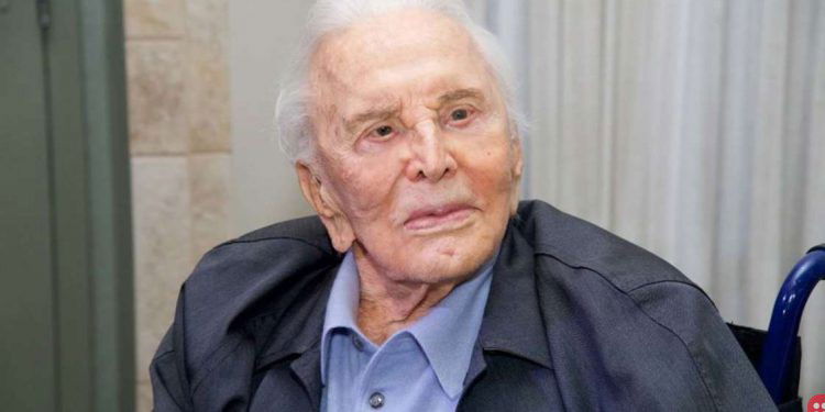 Kirk Douglas leaves most of his fortune to charity
