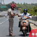 Indian cop wears ‘Coronavirus helmet’ to urge people to stay back home