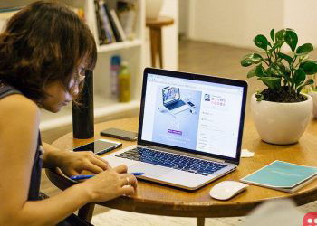 6 Easy Tips to Stay Productive and Effective When Working From Home