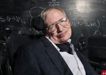 Stephen Hawking’s family donates his ventilator to NHS