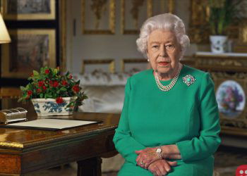 Queen Elizabeth makes rare address to nation on COVID-19