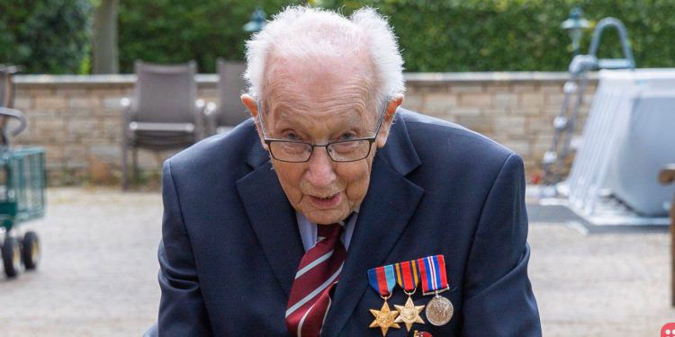 99-year-old war veteran raises 4 million pounds for NHS!