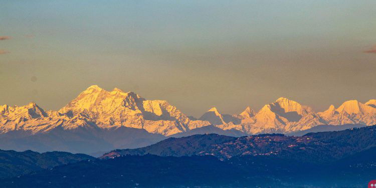 Thanks to lockdown, Mount Everest now visible from Kathmandu Valley