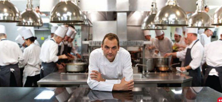 New York chef converts Michelin-starred restaurant into charity kitchen