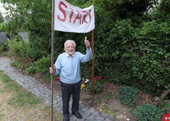 103-year-old Belgian doctor walking marathon to raise money for COVID-19 research