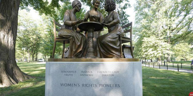 Central Park unveils a statue of women’s rights pioneers – its first of real women