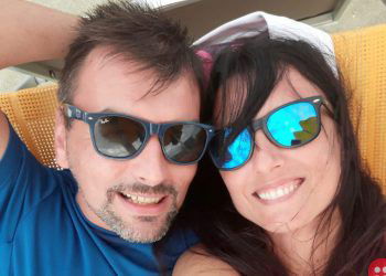 This Italian ‘Romeo and Juliet’ met on their balconies during the pandemic