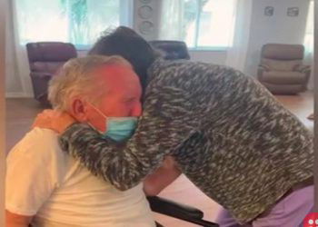 Heartwarming video of a married couple of 60 years reunited after 215 days apart goes viral