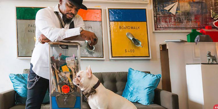 Artist buys paintings worth $60,000 to help other artists during pandemic