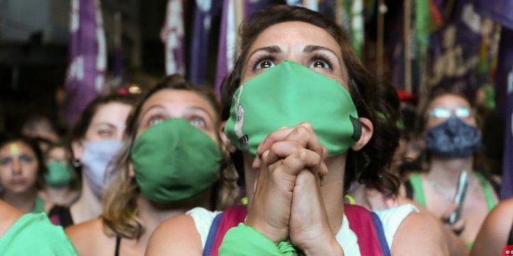 Argentina approves historic bill to legalize abortion