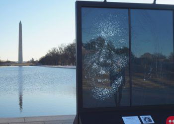 Kamala Harris’s Glass Portrait Unveiled At Historic Lincoln Memorial