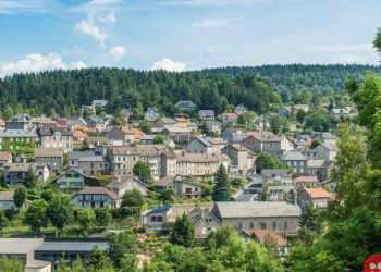 Austrian man leaves fortune to French village that saved his family from Nazis
