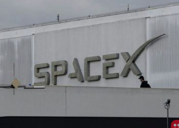 SpaceX to fly first civilian crew to space later this year