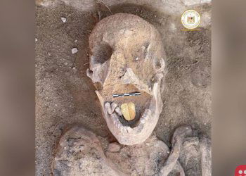 Archaeologists Find Mummies With Golden Tongues in Egypt
