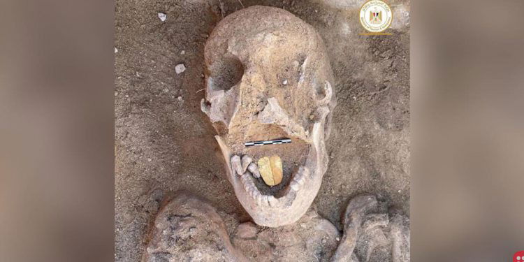 Archaeologists Find Mummies With Golden Tongues in Egypt