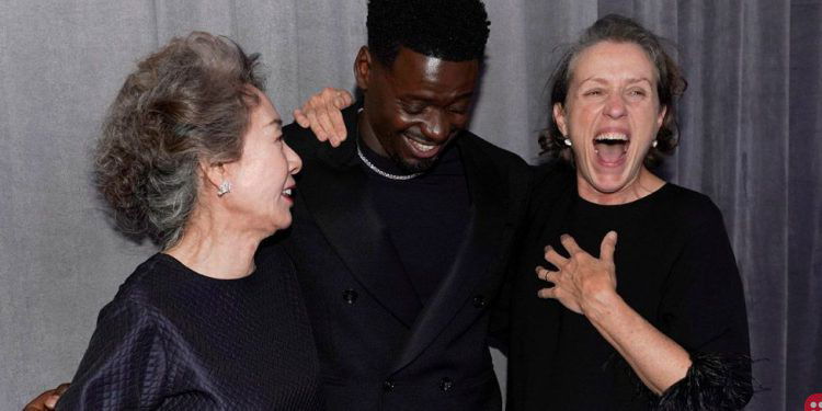 ‘Nomadland’ wins big at 2021 Oscars!